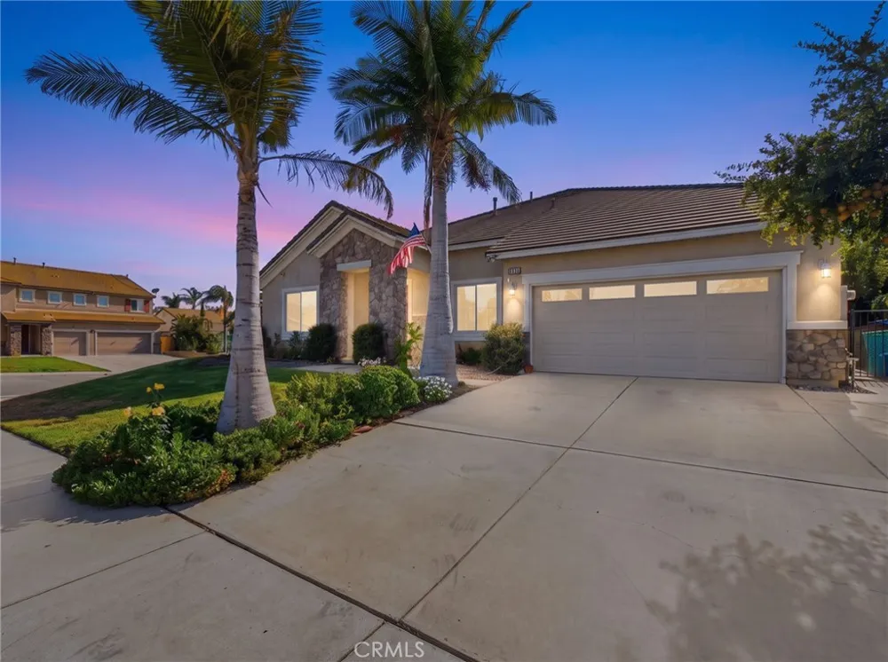 6383 Emerald Ridge Way Jurupa Valley, CA 91752