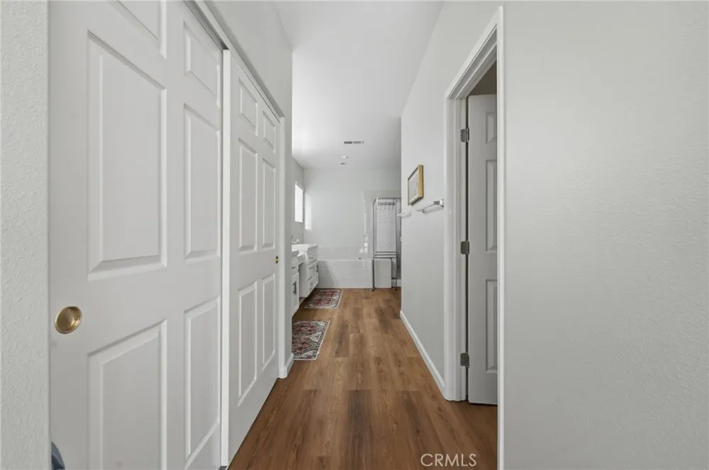 6383 Emerald Ridge Way Jurupa Valley, CA 91752