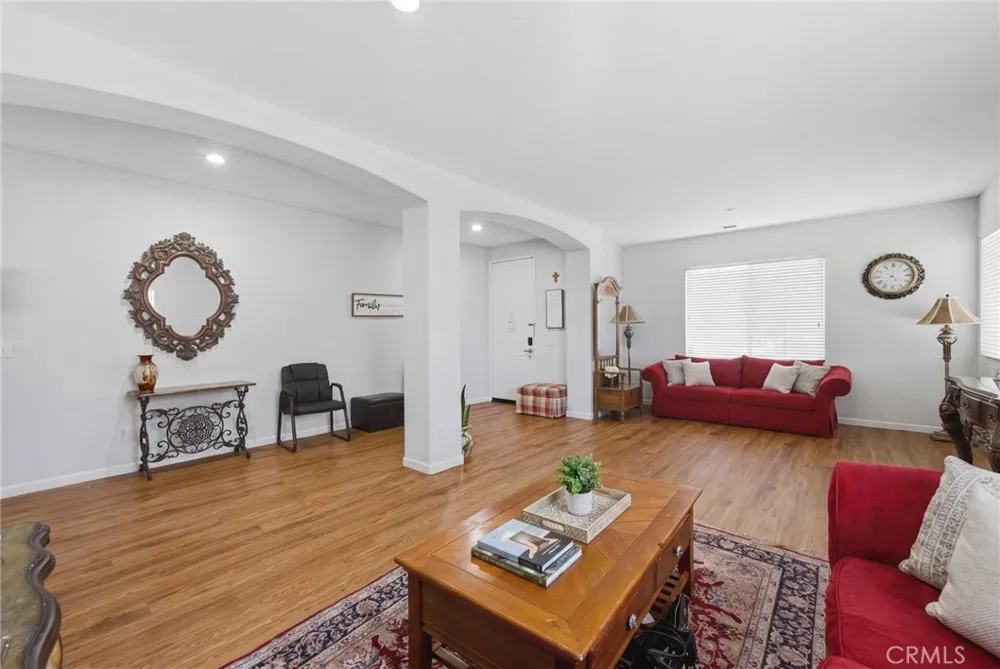 6383 Emerald Ridge Way Jurupa Valley, CA 91752