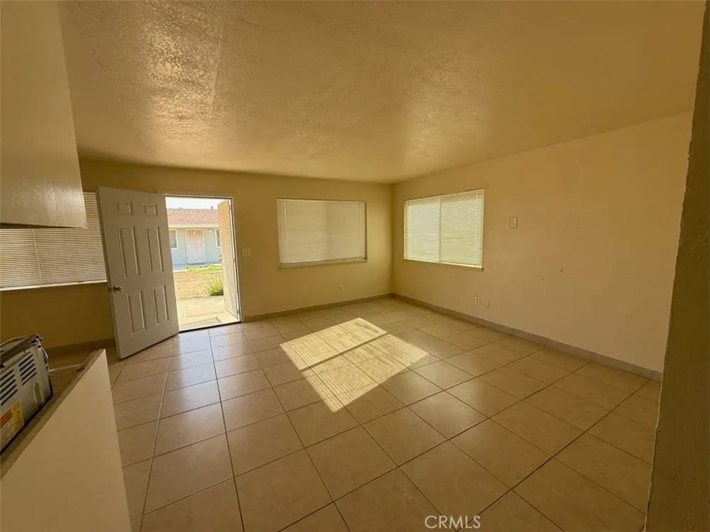 9120 G AVENUE #A Hesperia, CA 92345