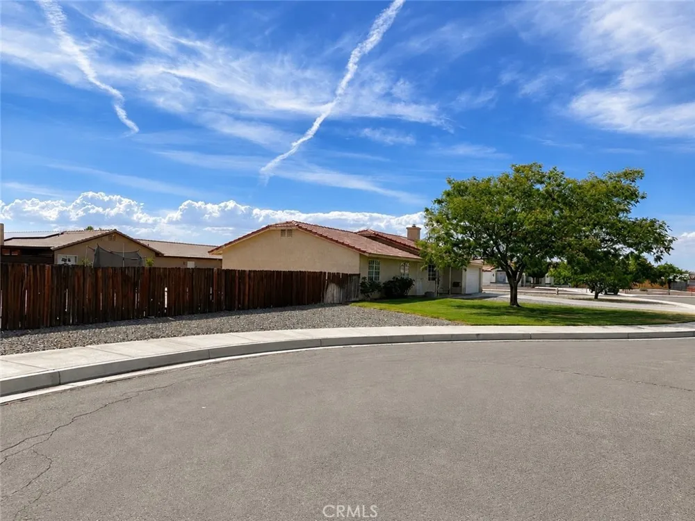 14168 Tu Su Apple Valley, CA 92307