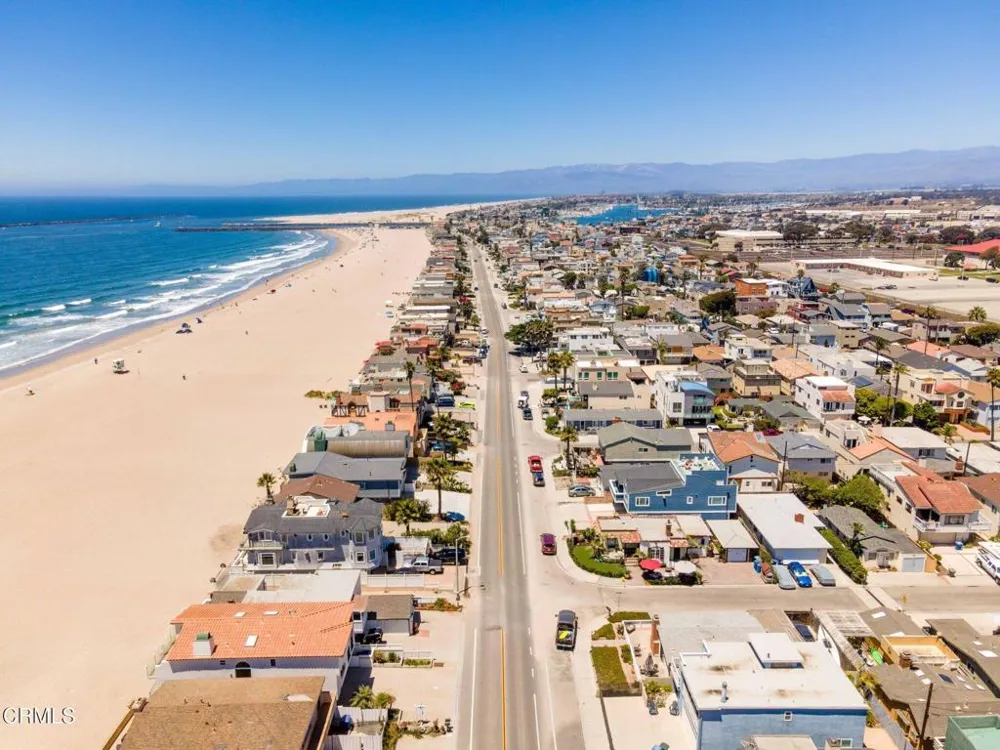 157 Santa Monica Avenue Oxnard, CA 93035