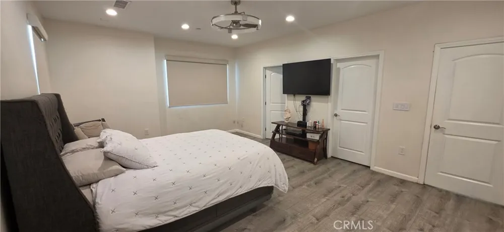 11739 THORSON AVENUE Lynwood, CA 90262