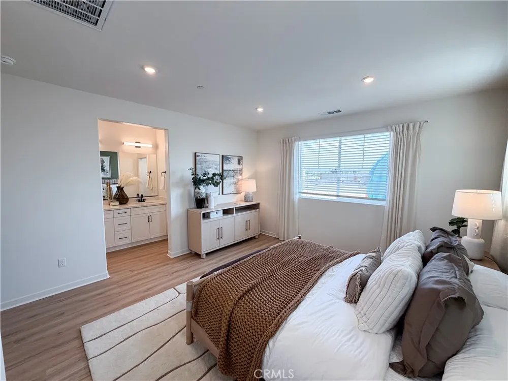 7202 Lisbon Way Highland, CA 92346