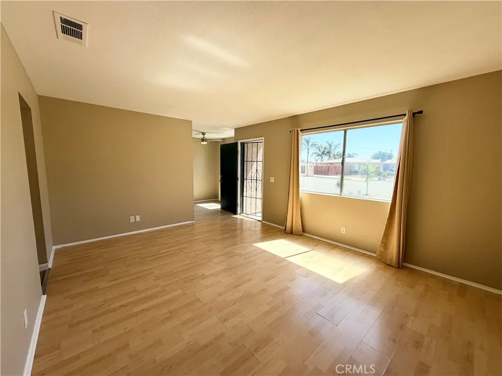 384 Calle Cazadero Hemet, CA 92545