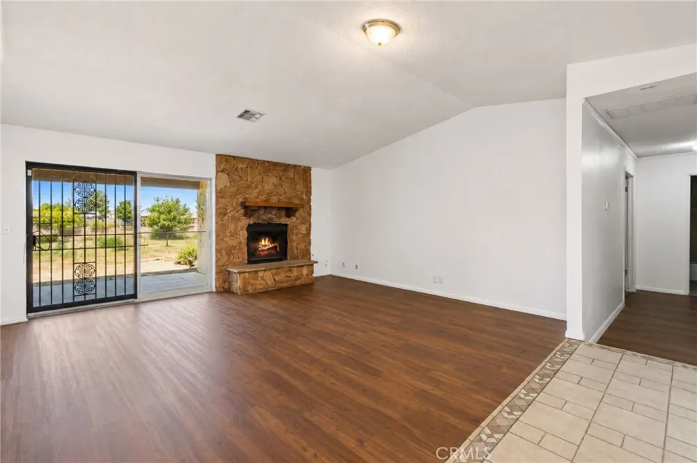 40912 169th E Lancaster, CA 93535