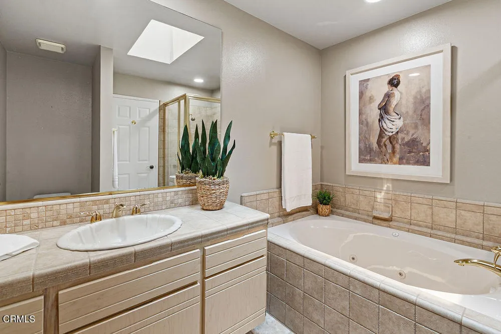 5742 Tanner Ridge Avenue Westlake Village, CA 91362