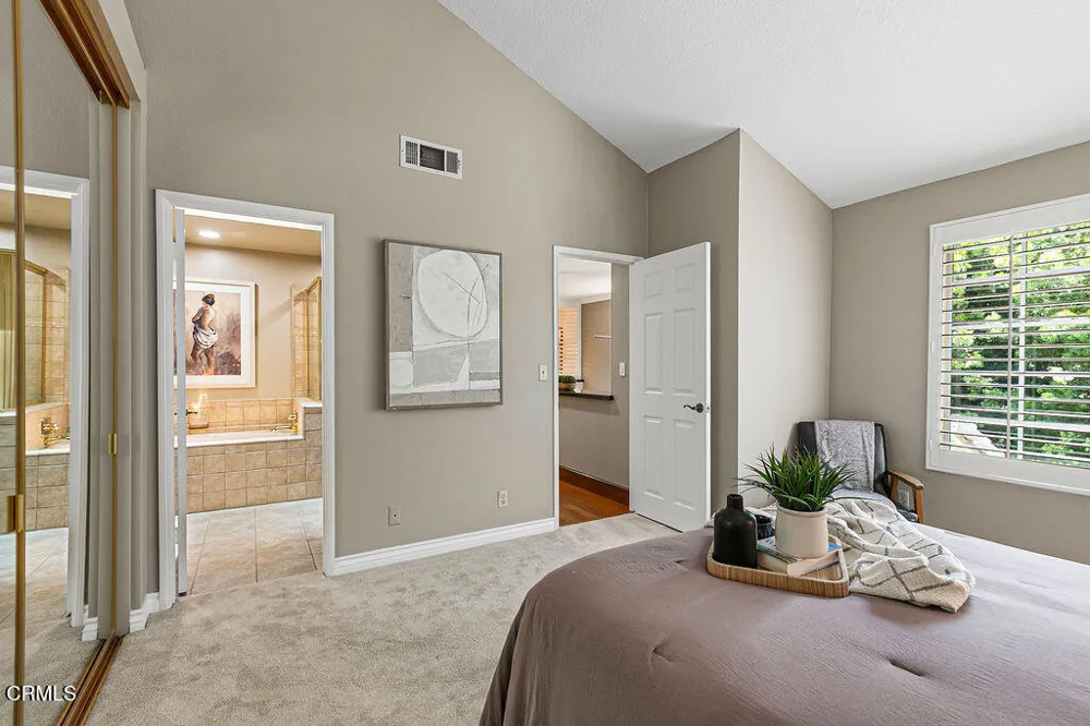 5742 Tanner Ridge Avenue Westlake Village, CA 91362