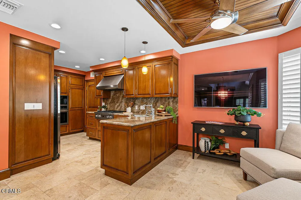 5742 Tanner Ridge Avenue Westlake Village, CA 91362