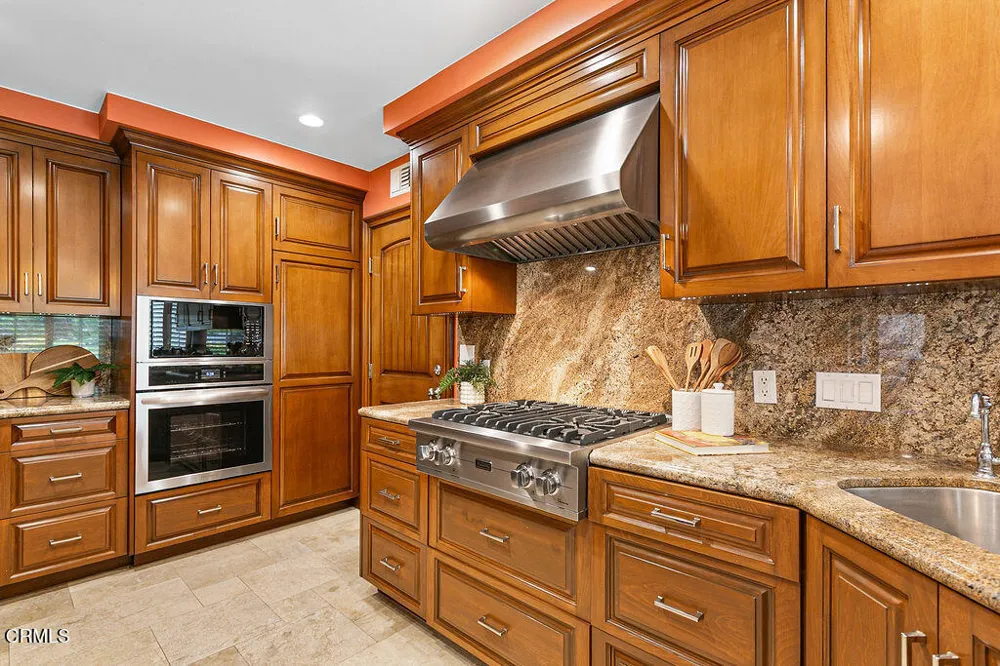 5742 Tanner Ridge Avenue Westlake Village, CA 91362