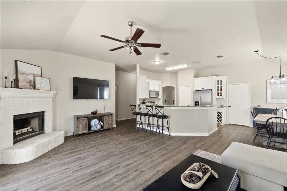 1410 Teal Way Midlothian, TX 76065