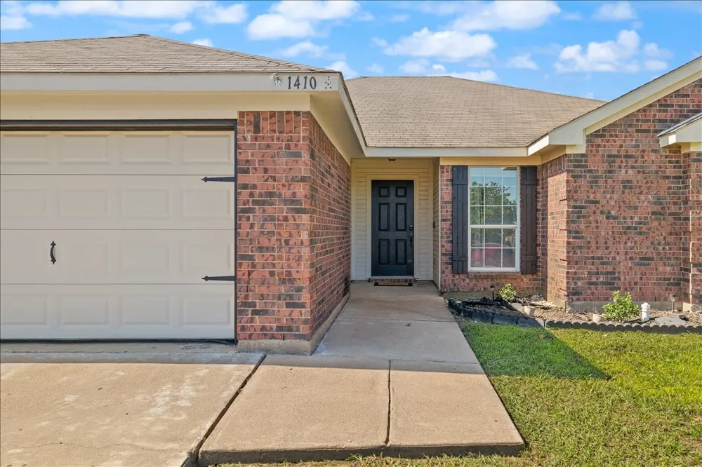 1410 Teal Way Midlothian, TX 76065