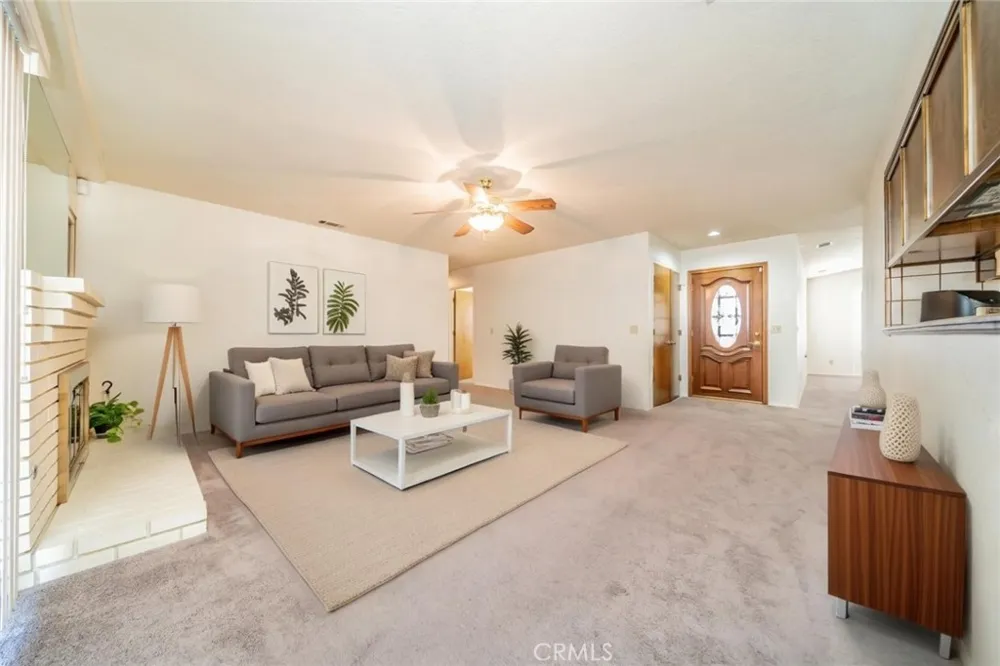 19951 US Highway 18 Apple Valley, CA 92307