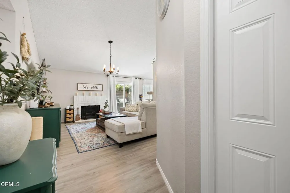 524 E Ivyton Street Lancaster, CA 93535