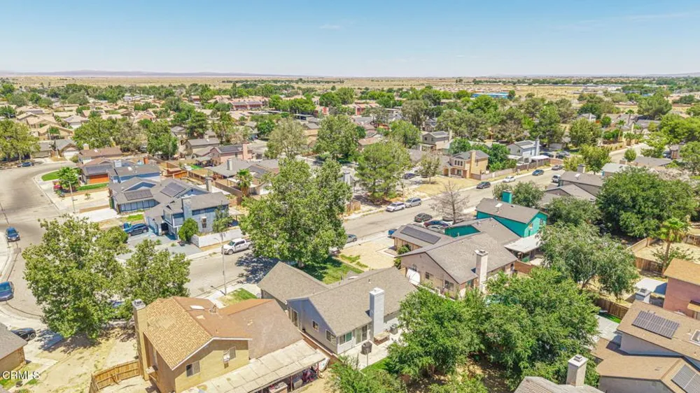 524 E Ivyton Street Lancaster, CA 93535