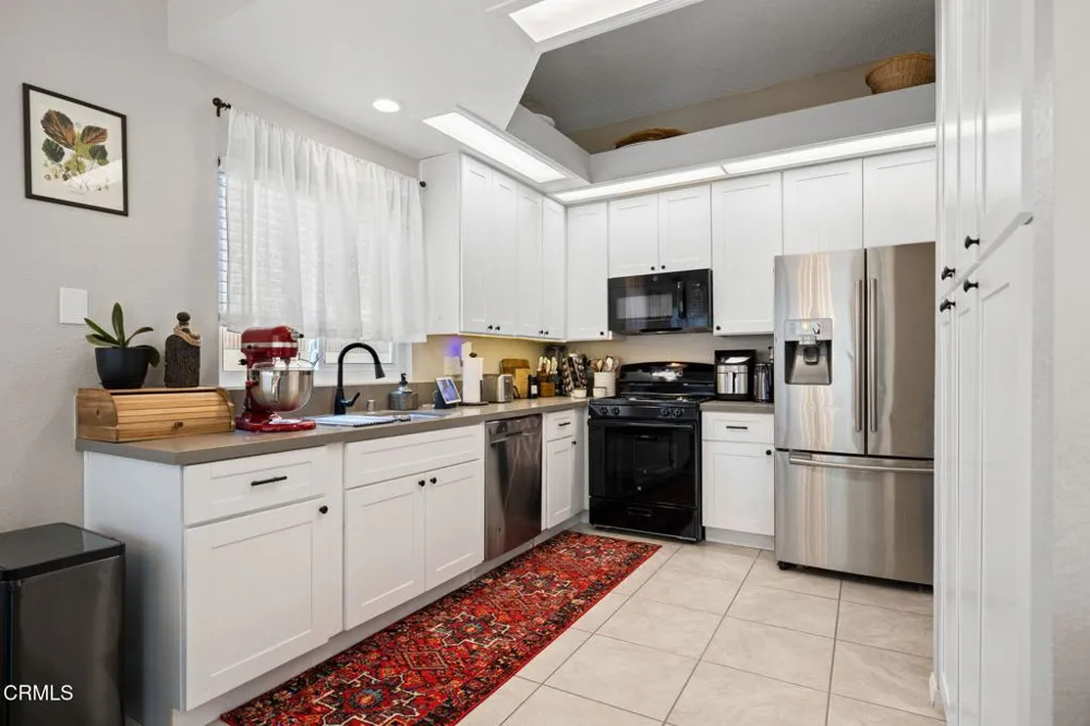 524 E Ivyton Street Lancaster, CA 93535