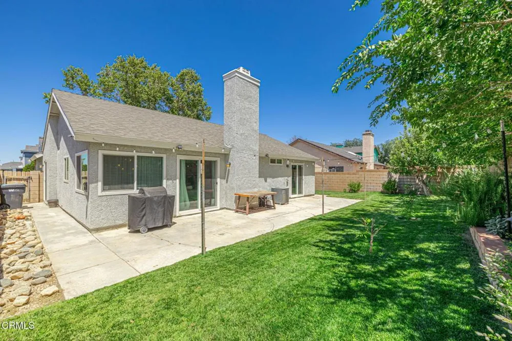 524 E Ivyton Street Lancaster, CA 93535