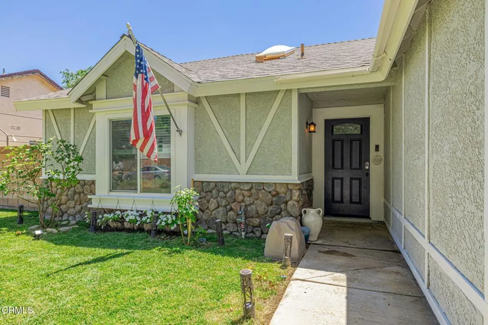 524 E Ivyton Street Lancaster, CA 93535