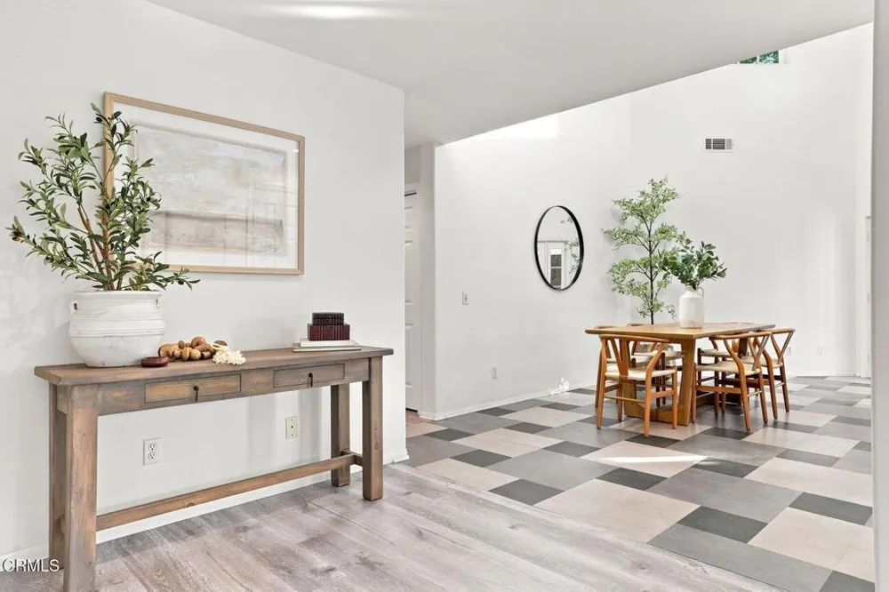 1205 Rains Court Ojai, CA 93023