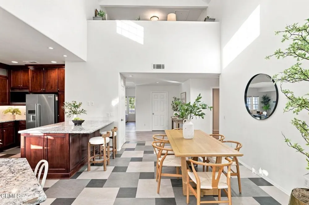 1205 Rains Court Ojai, CA 93023
