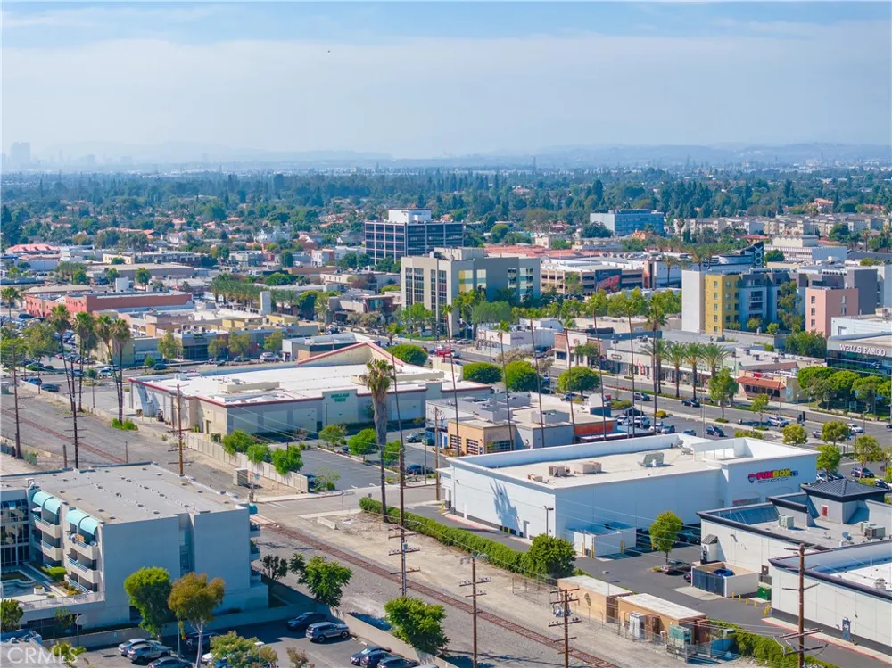 11410 Brookshire Avenue #325 Downey, CA 90241