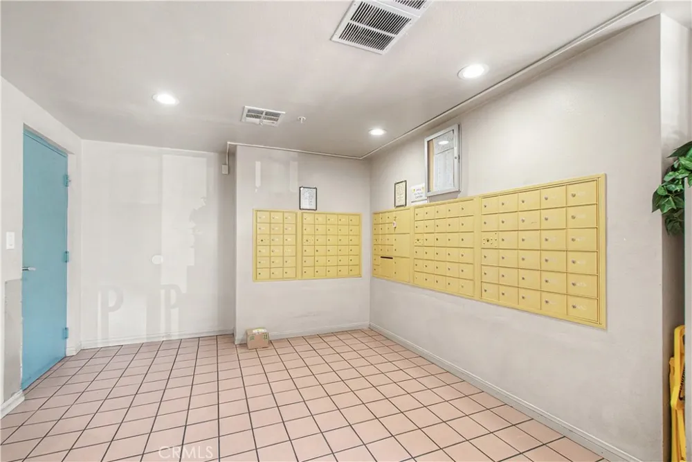 11410 Brookshire Avenue #325 Downey, CA 90241
