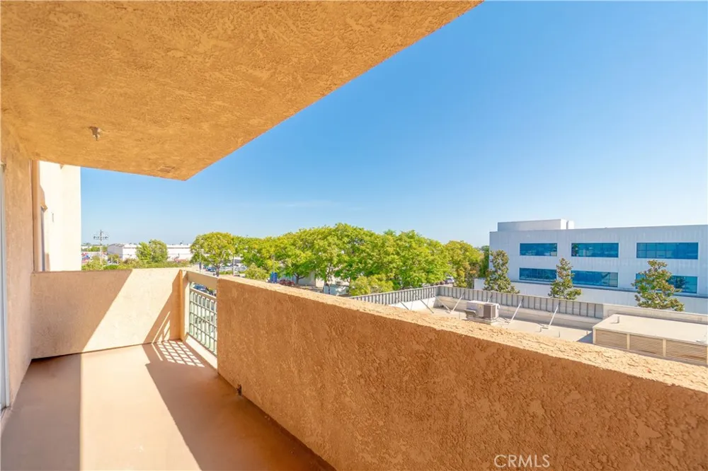 11410 Brookshire Avenue #325 Downey, CA 90241
