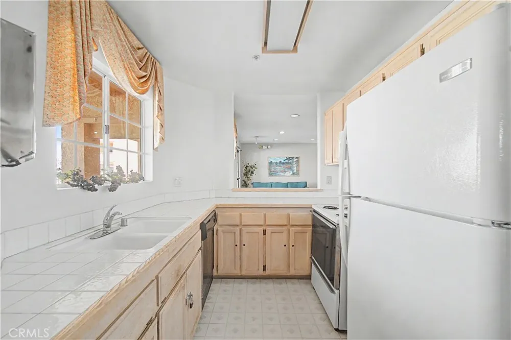 11410 Brookshire Avenue #325 Downey, CA 90241