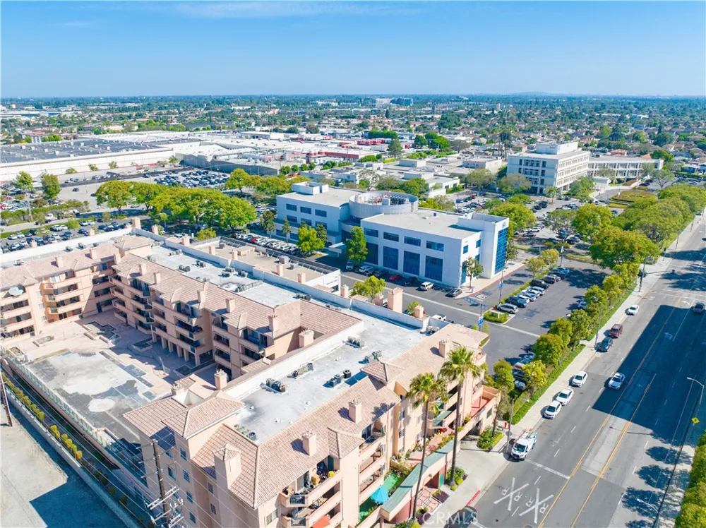 11410 Brookshire Avenue #325 Downey, CA 90241