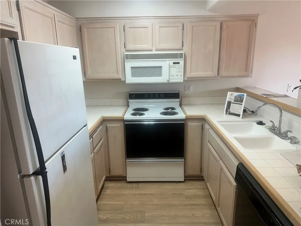 11410 Brookshire Avenue #325 Downey, CA 90241