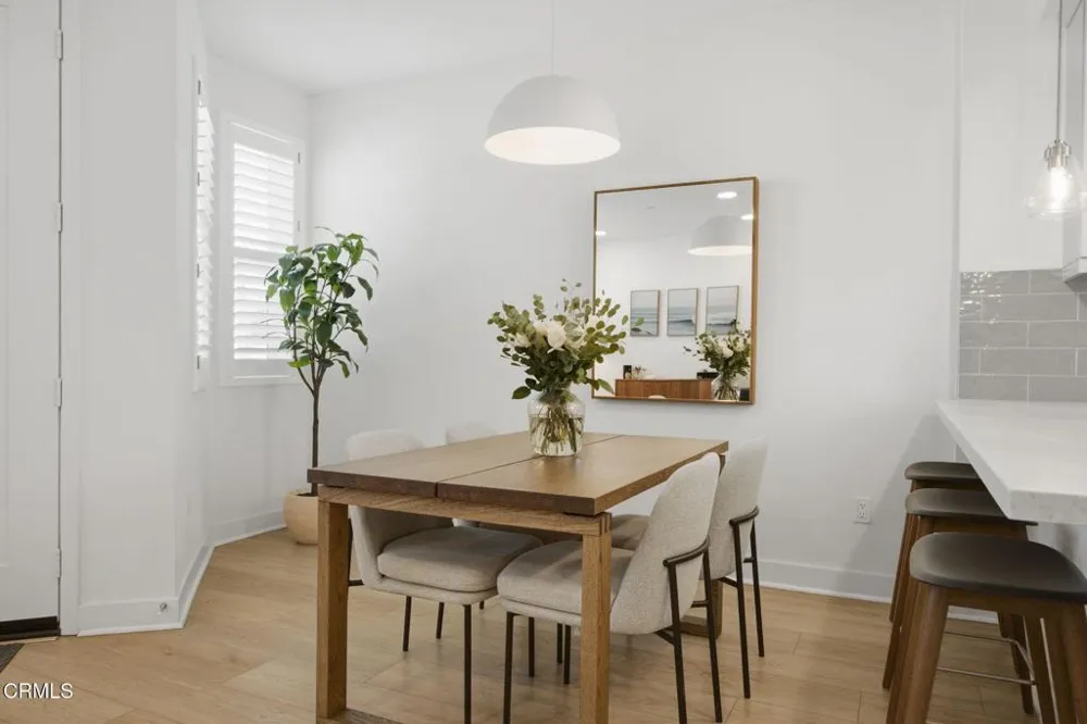 1230 E Thompson Boulevard #103 Ventura, CA 93001