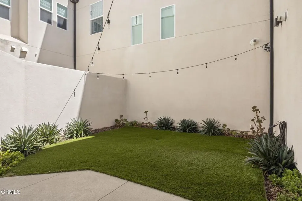 1230 E Thompson Boulevard #103 Ventura, CA 93001