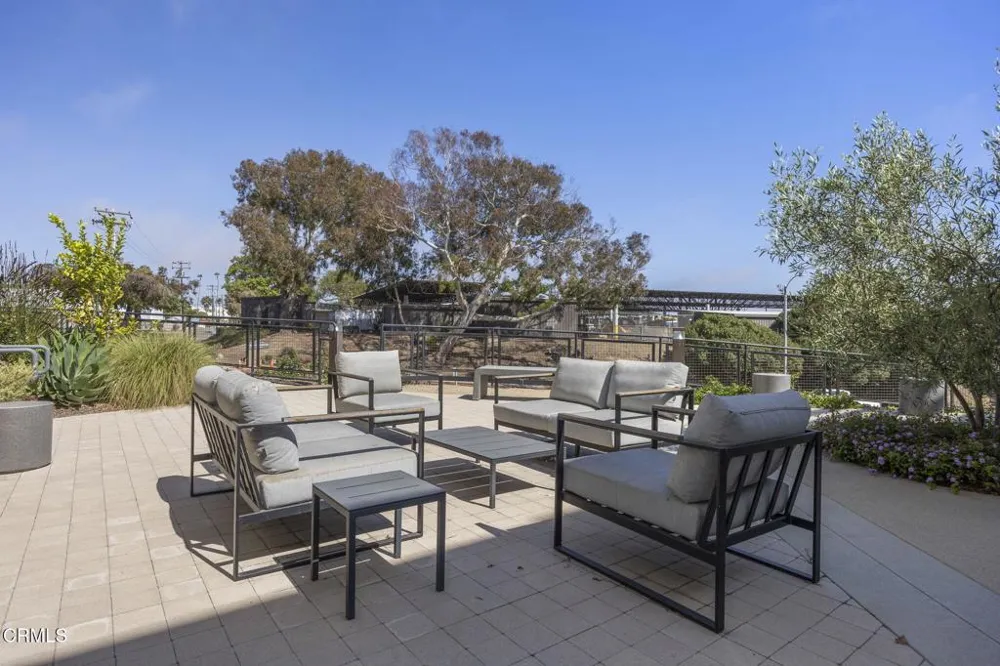 1230 E Thompson Boulevard #103 Ventura, CA 93001