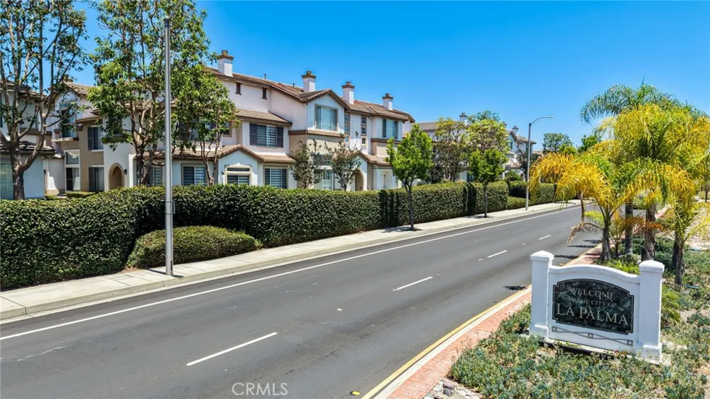 4560 Montecito Drive La Palma, CA 90623