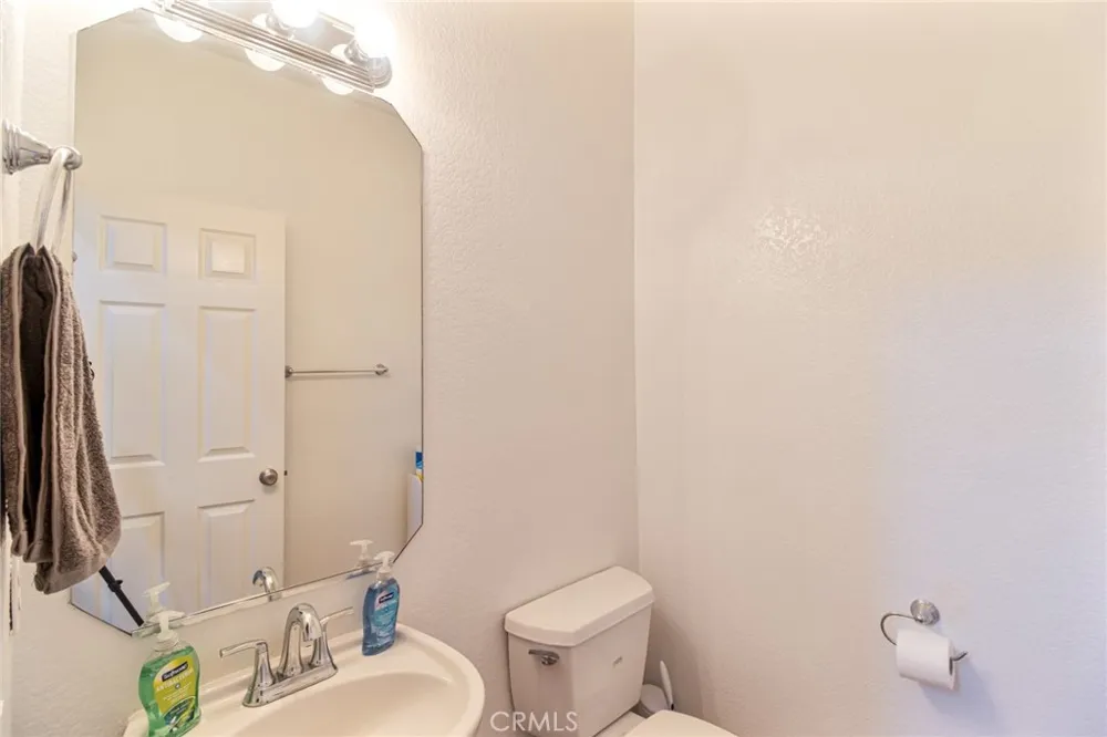 4560 Montecito Drive La Palma, CA 90623