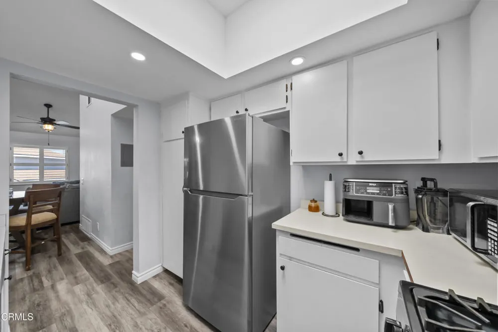 5206 Longfellow Way Oxnard, CA 93033