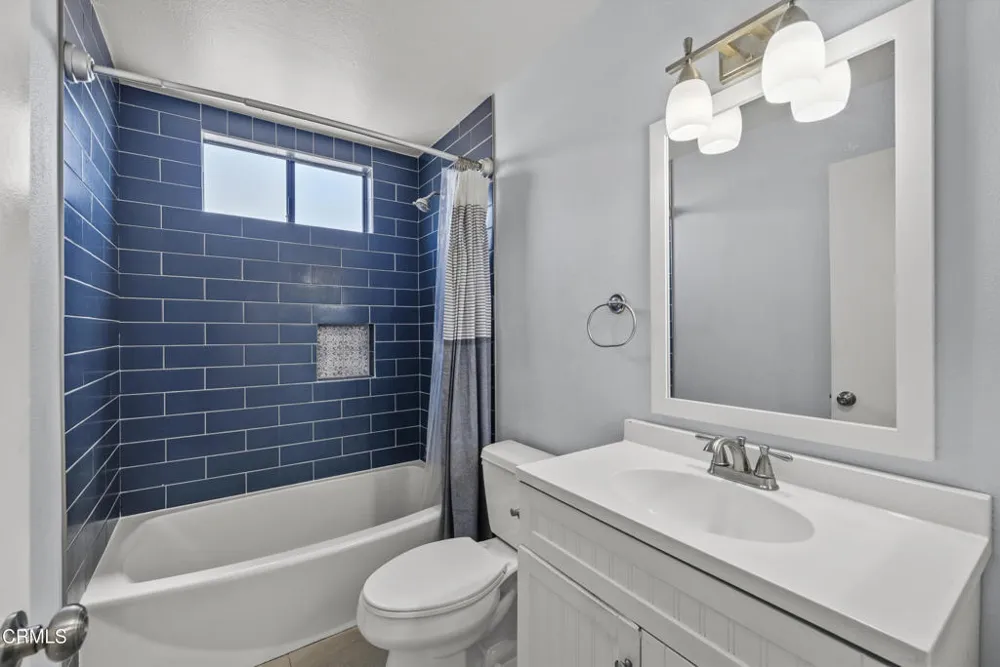 5206 Longfellow Way Oxnard, CA 93033