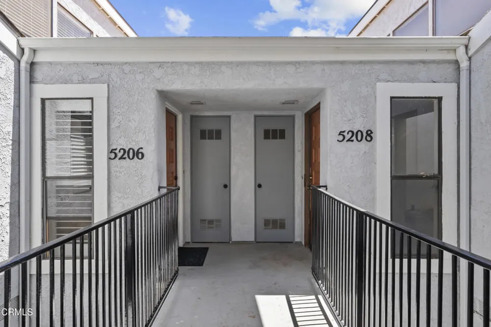 5206 Longfellow Way Oxnard, CA 93033