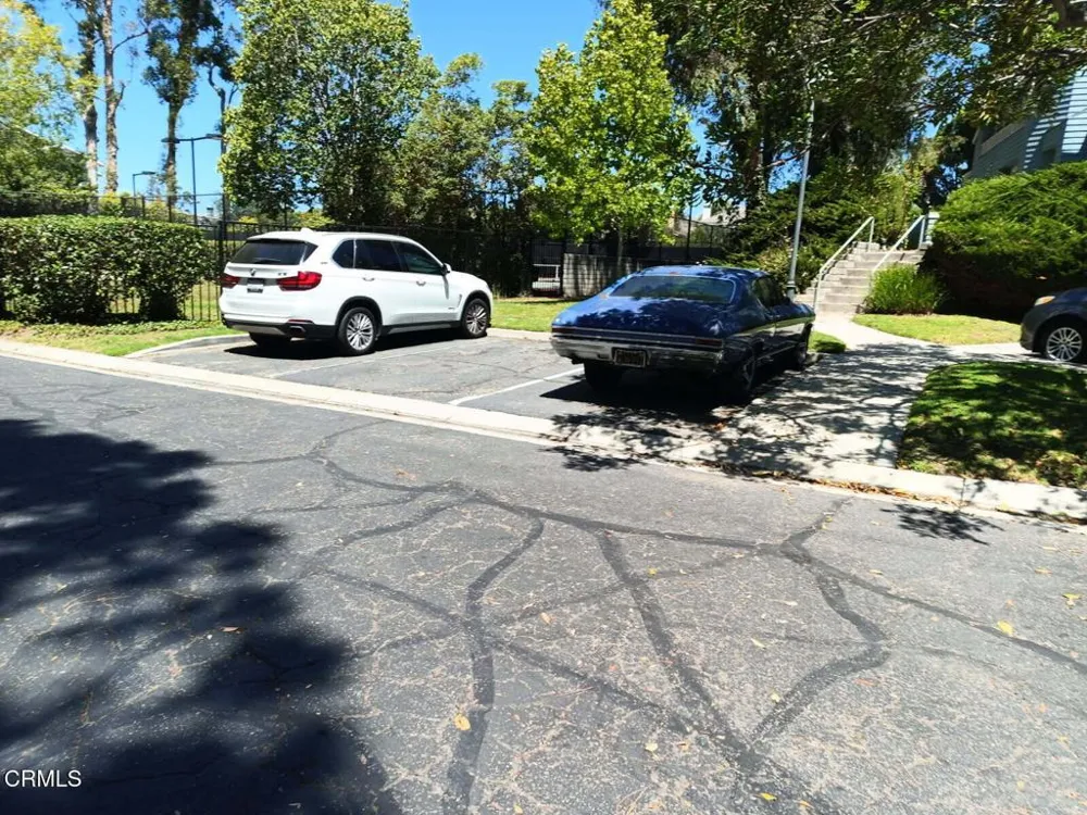 882 Barber Lane Ventura, CA 93003