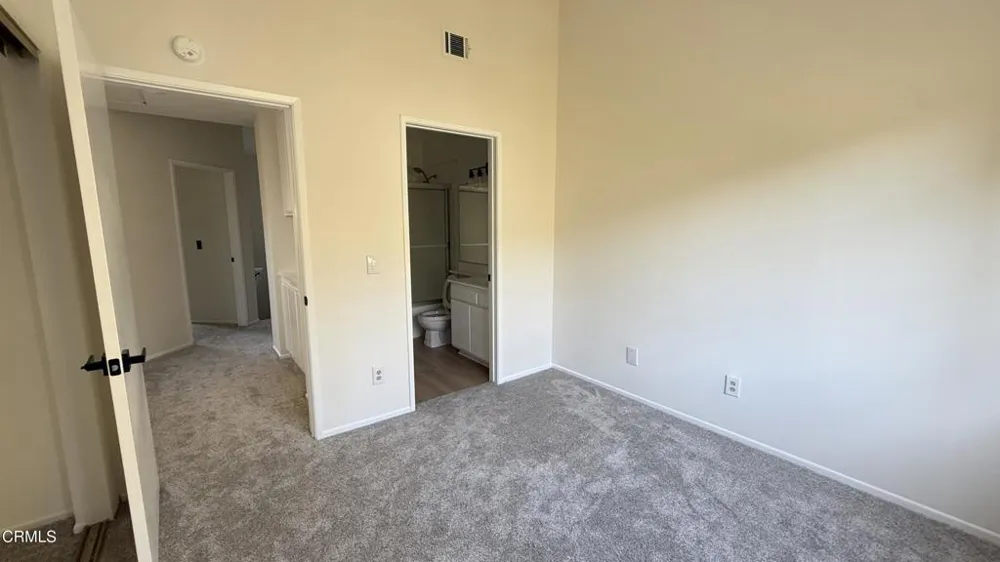882 Barber Lane Ventura, CA 93003