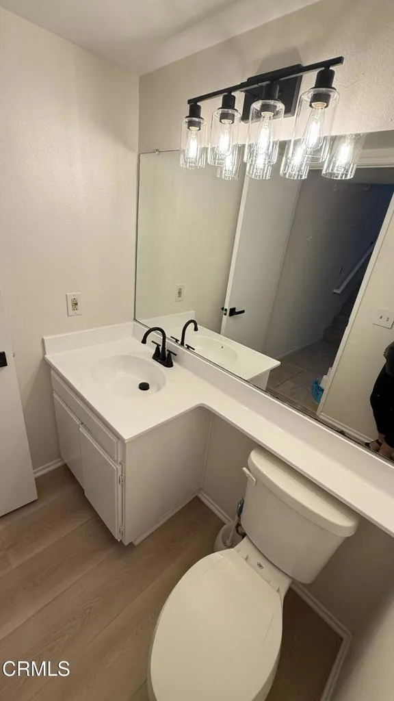 882 Barber Lane Ventura, CA 93003