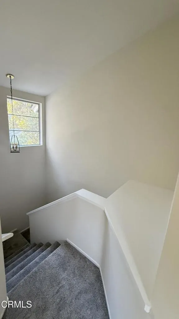 882 Barber Lane Ventura, CA 93003