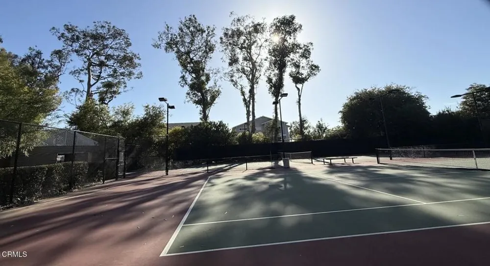 882 Barber Lane Ventura, CA 93003