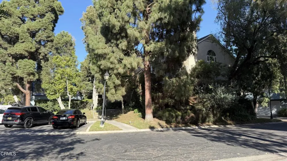 882 Barber Lane Ventura, CA 93003