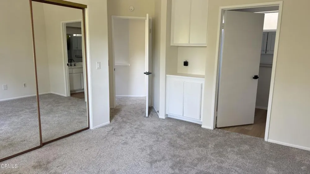 882 Barber Lane Ventura, CA 93003