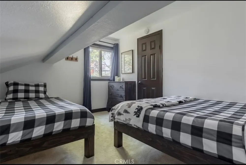 33314 Falling Leaf Green Valley Lake, CA 92341