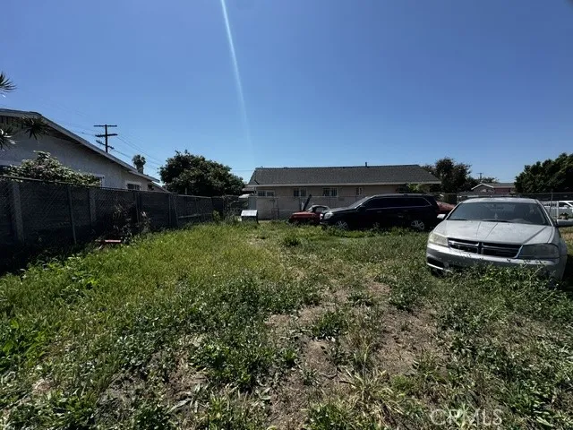 8501 Towne Los Angeles, CA 90003