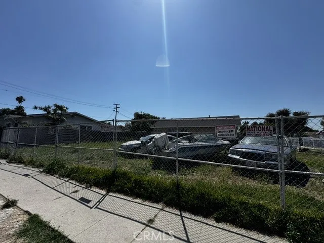 8501 Towne Los Angeles, CA 90003