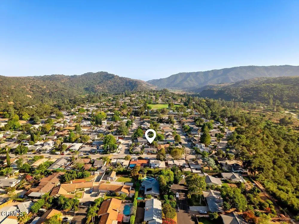 326 Larmier Avenue Oak View, CA 93022