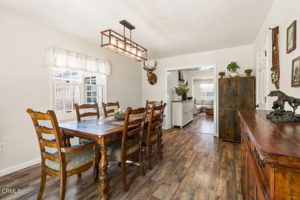 326 Larmier Avenue Oak View, CA 93022